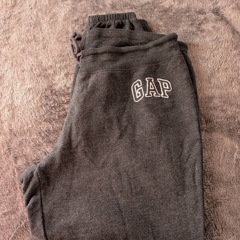 GAP Women's Gray Sweatpants-Sizs Large